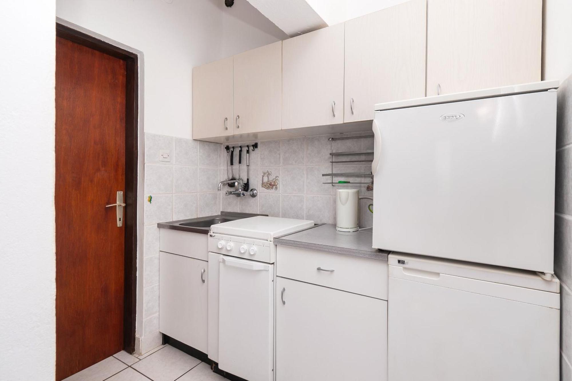 Apartments Stefani วีร์ ภายนอก รูปภาพ