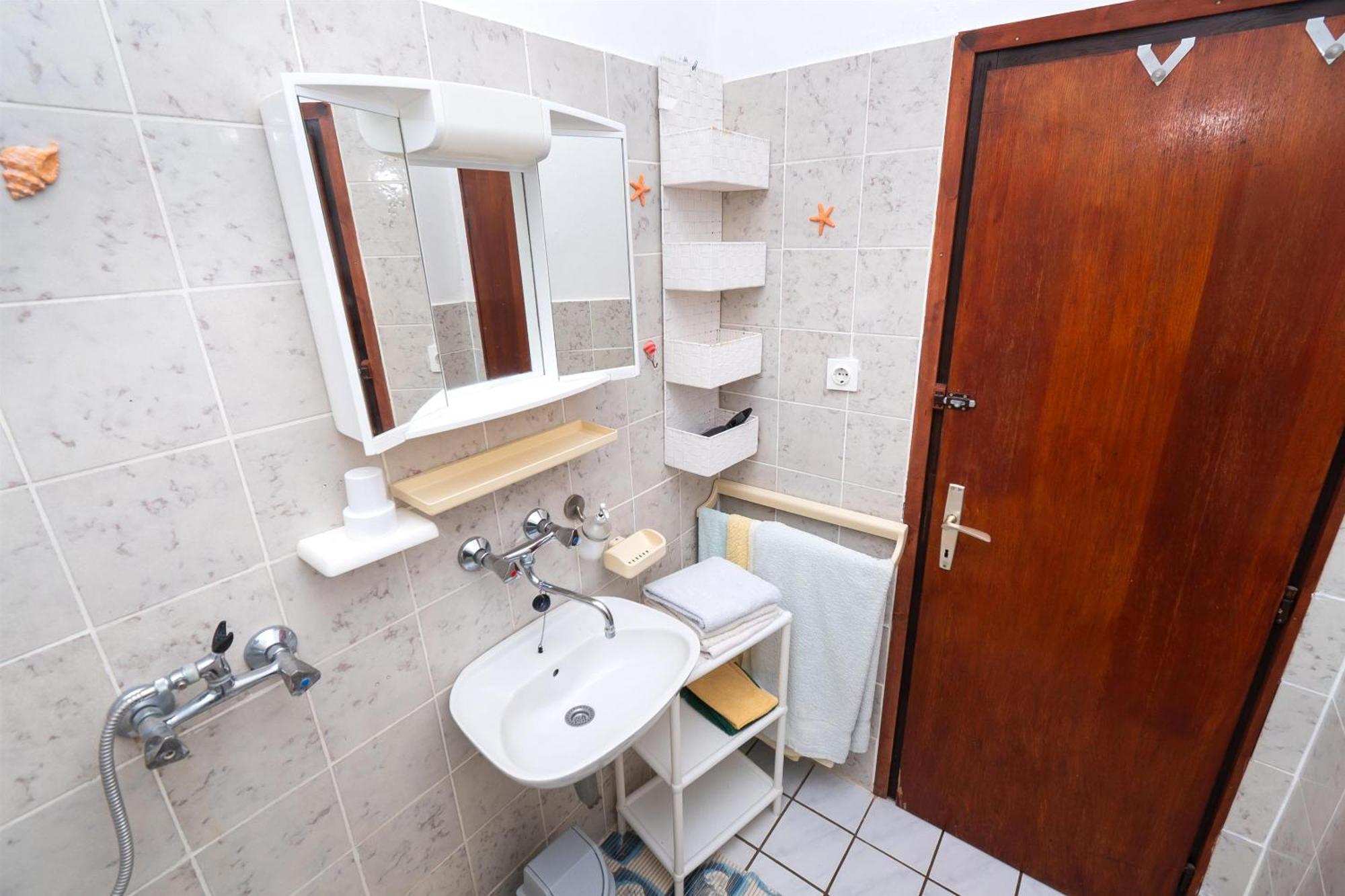 Apartments Stefani วีร์ ภายนอก รูปภาพ