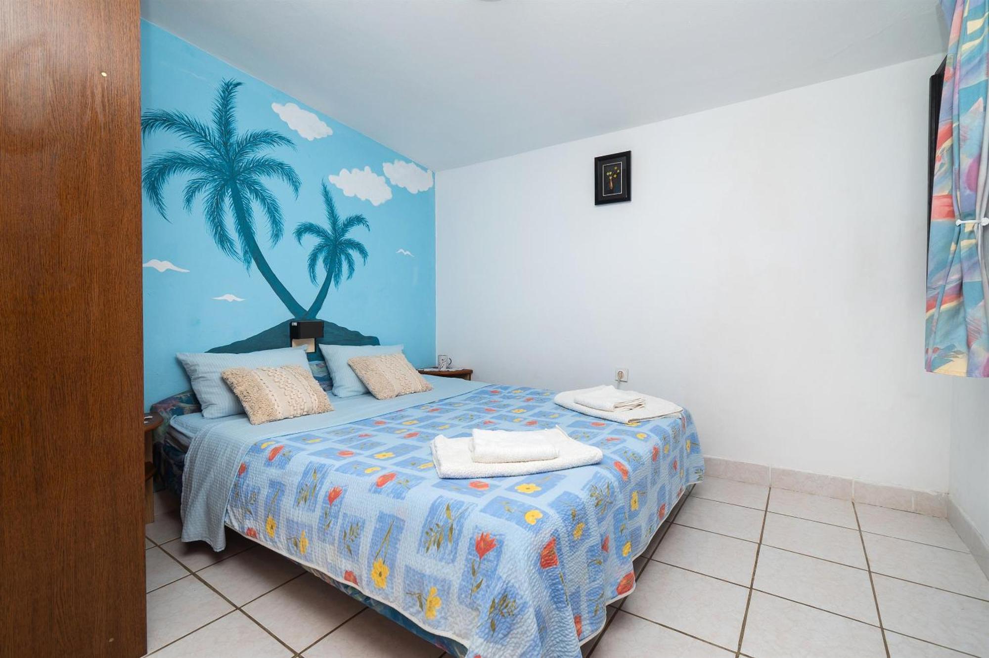 Apartments Stefani วีร์ ภายนอก รูปภาพ